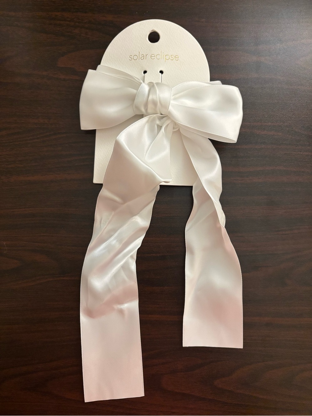 NWT Solar Eclipse Large White Satin Bow Hair Clip - Picture 3 of 6